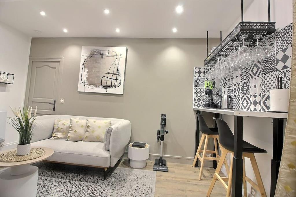 La Demeure Des 3 Colombes Lägenhet Bois-Colombes Exteriör bild