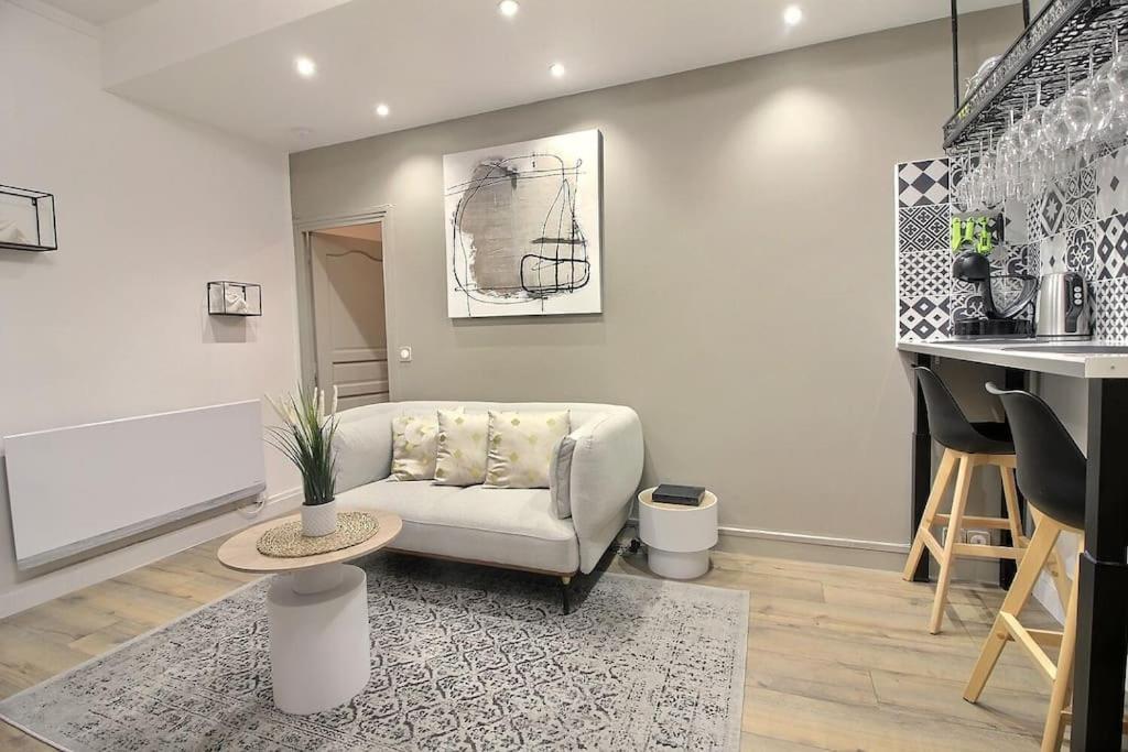 La Demeure Des 3 Colombes Lägenhet Bois-Colombes Exteriör bild