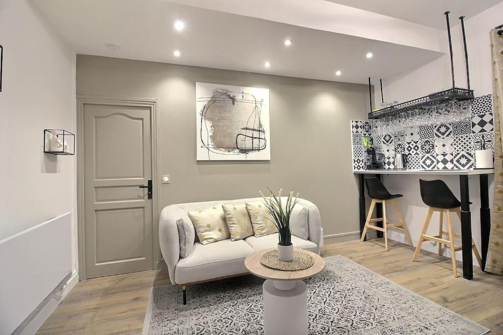 La Demeure Des 3 Colombes Lägenhet Bois-Colombes Exteriör bild
