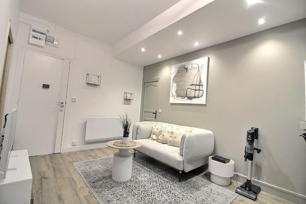 La Demeure Des 3 Colombes Lägenhet Bois-Colombes Exteriör bild