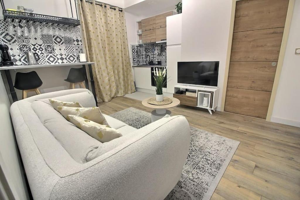 La Demeure Des 3 Colombes Lägenhet Bois-Colombes Exteriör bild