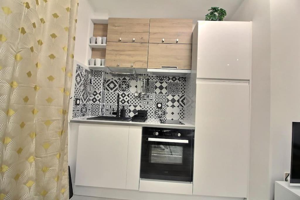 La Demeure Des 3 Colombes Lägenhet Bois-Colombes Exteriör bild